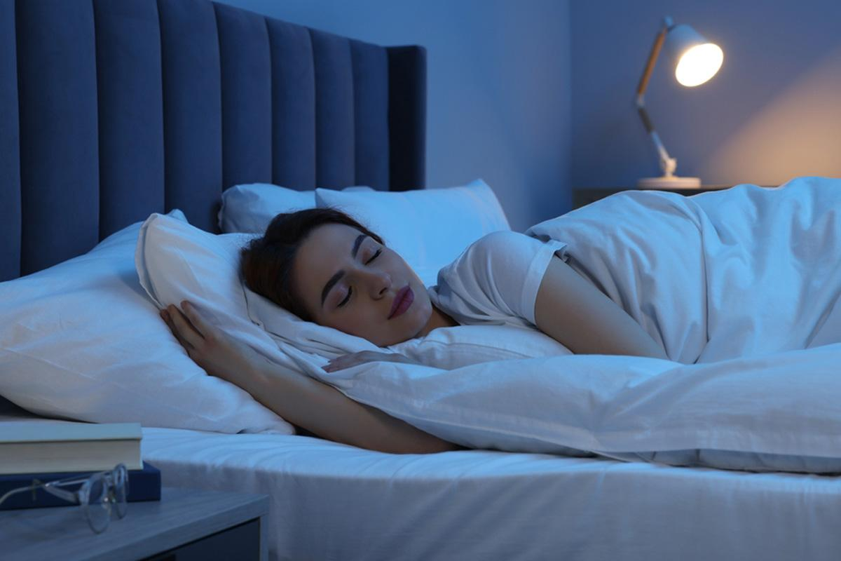 Calm bedroom illustrating sleep hygiene